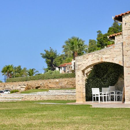 Stigmes Villas & Suites Nea Skioni Exterior photo