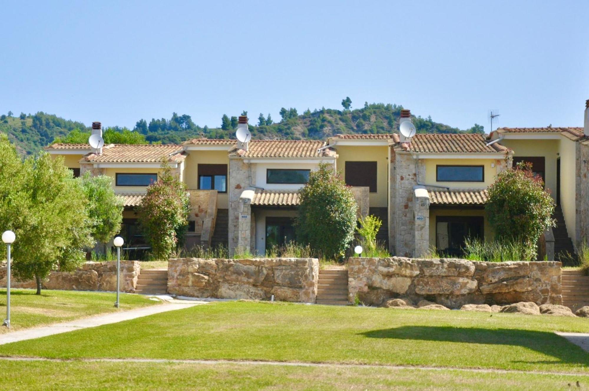 Stigmes Villas & Suites Nea Skioni Exterior photo